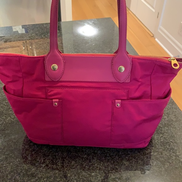 Gorgeous Marc Jacobs raspberry tote - Picture 4 of 9